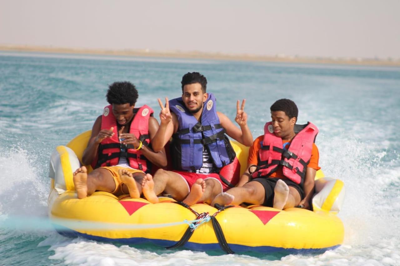 Dolphin Beach Resort Yanbu Exterior foto
